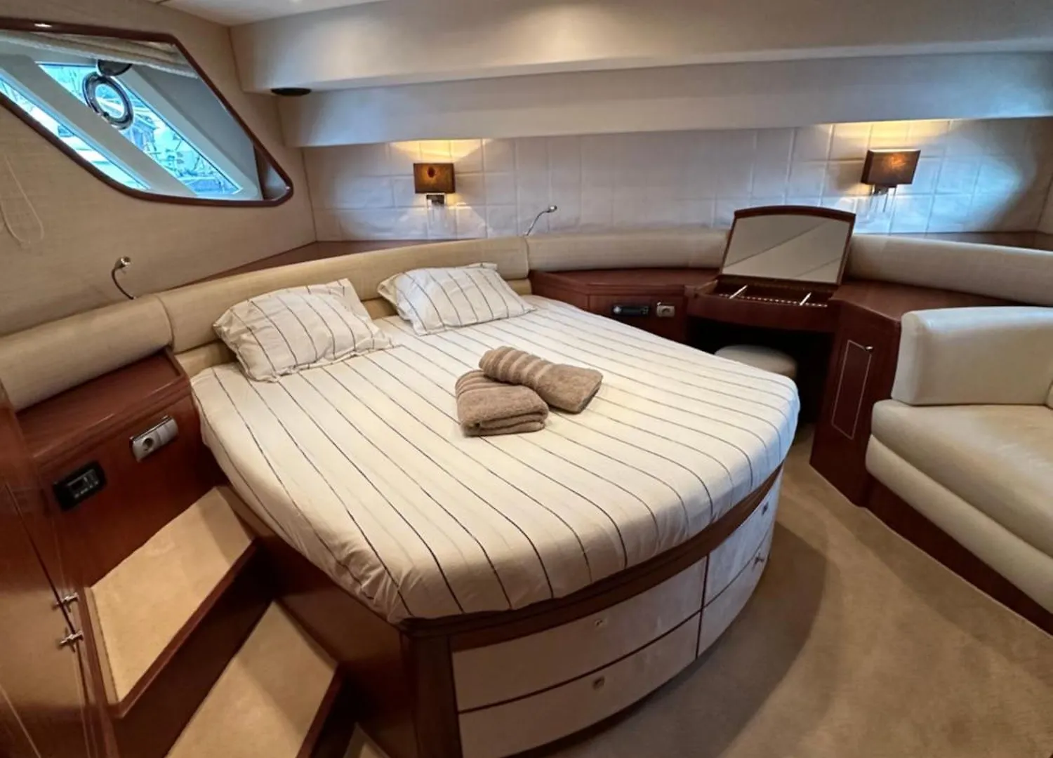 Botel Hotel Yacht Pegasus II Barcelona