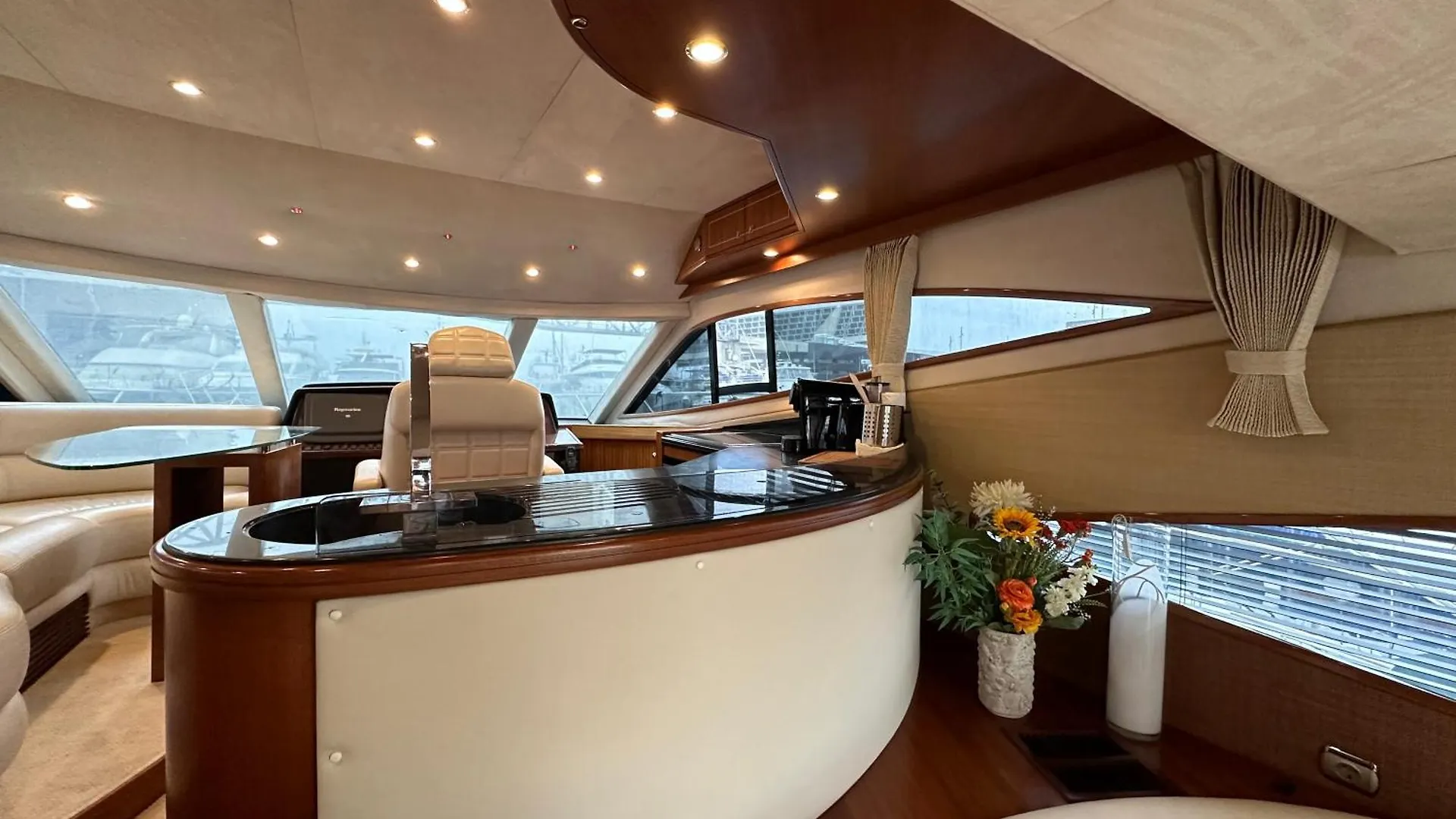 Yacht Pegasus II Hotel Barcelona Botel